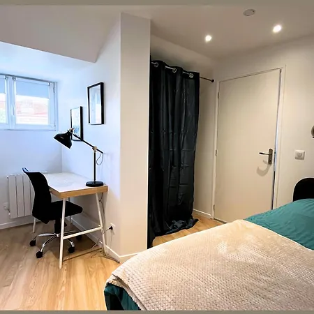 Sq Appart-y Apartment